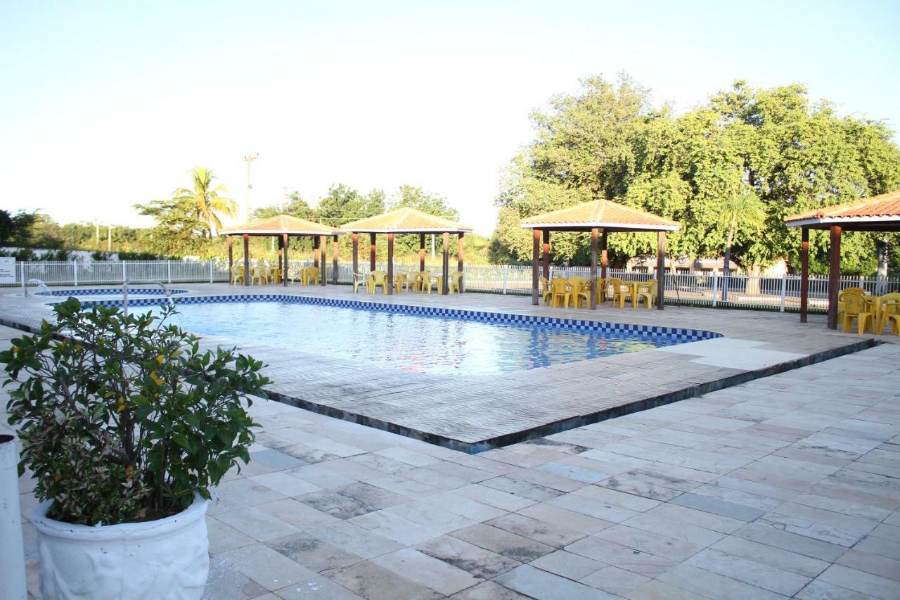 Gurgueia Park Hotel Cristino Castro Екстериор снимка
